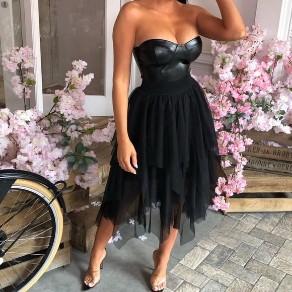 Black Midi Tulle Skirt - Picture 2 of 4